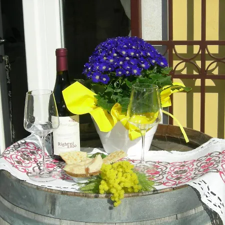 Hotel Residenza Lucrezia Cavaion Veronese