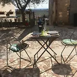 Residenza Lucrezia Hotel *